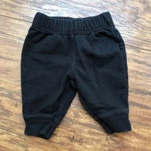 CARTER’S size newborn